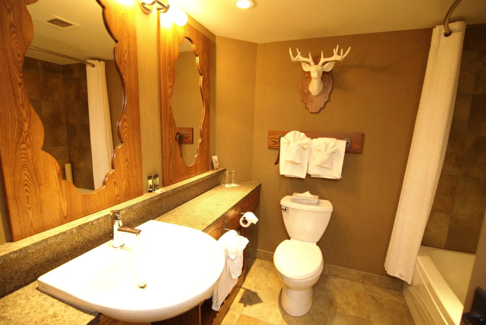 Banff Caribou Lodge and Spa