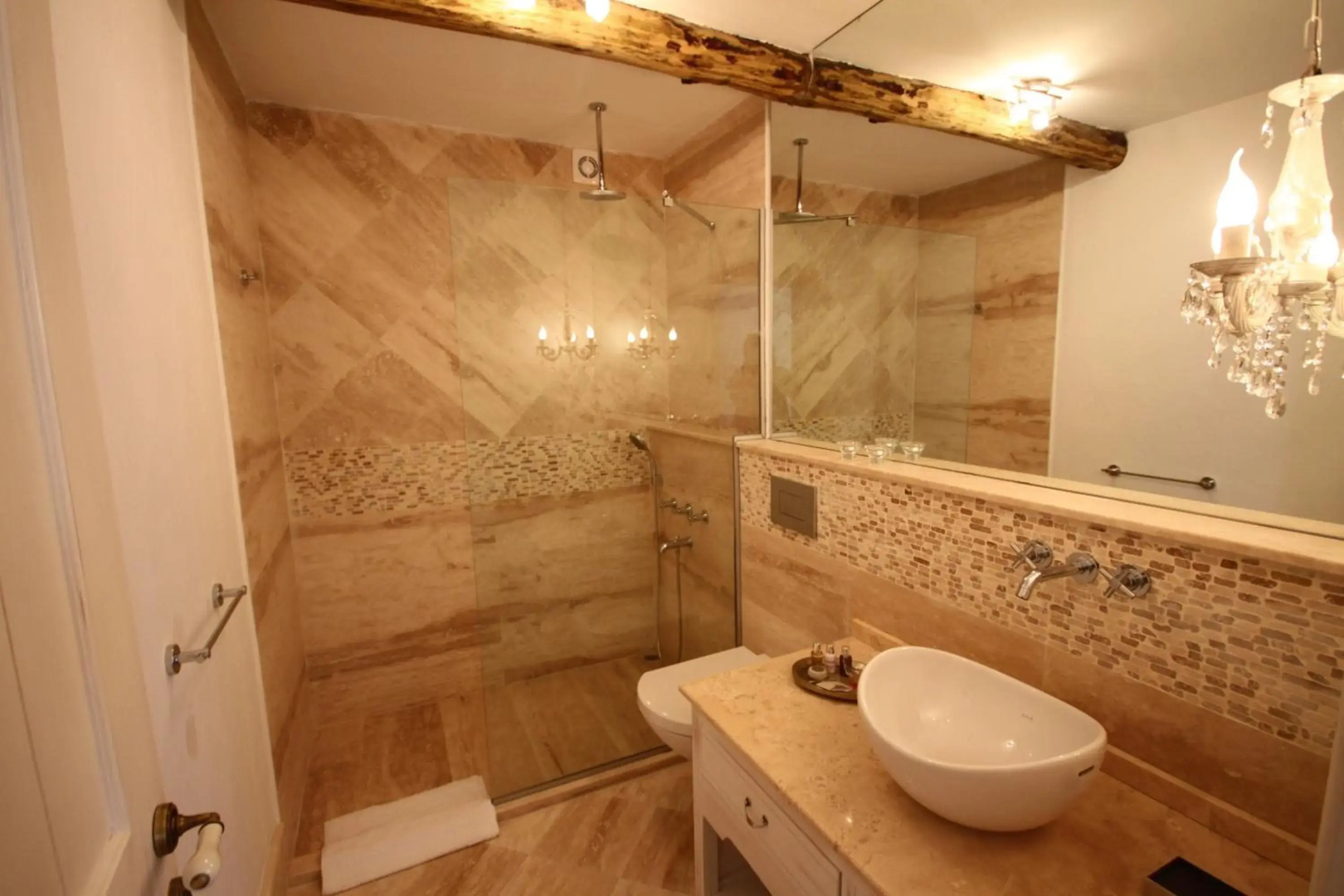 LuCe Design Hotel - Special Class