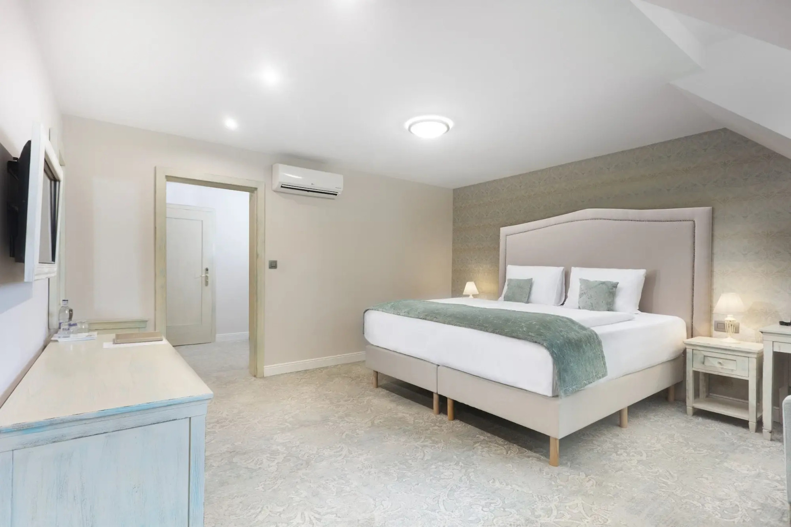 Hotel Golden Key 4 Stars Superior