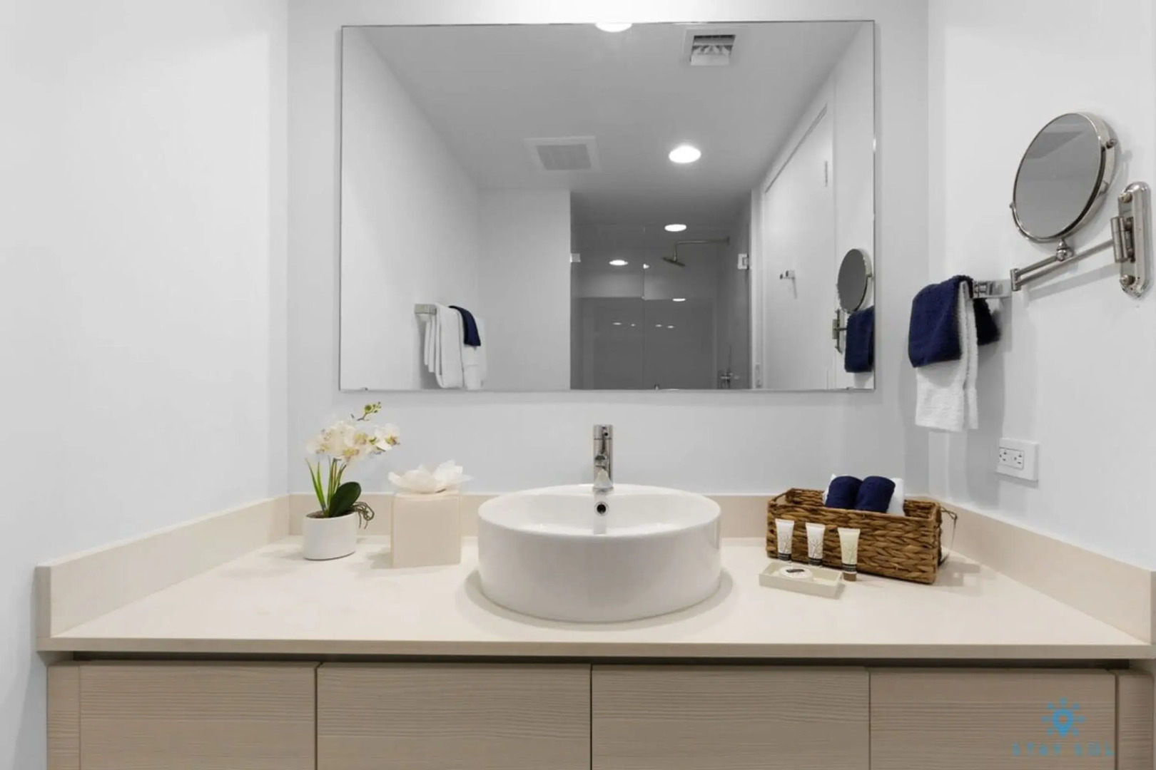 Infinite View Balcony Amazing Pool Near Beach