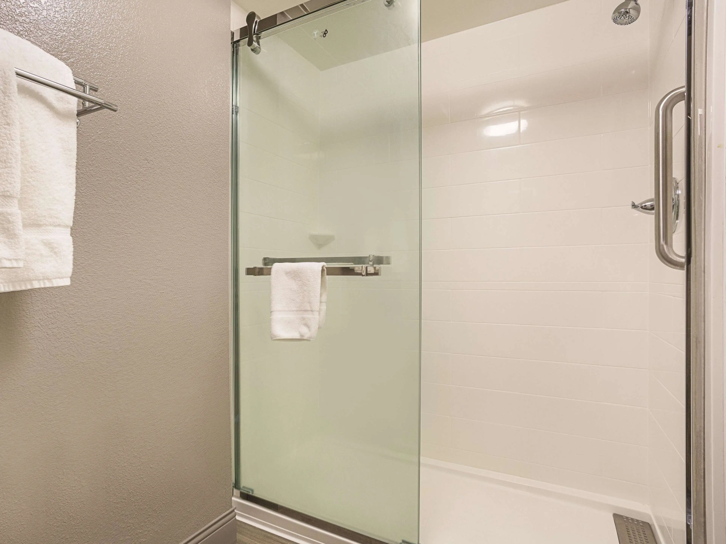 La Quinta Inn & Suites by Wyndham Baltimore BWI Airport