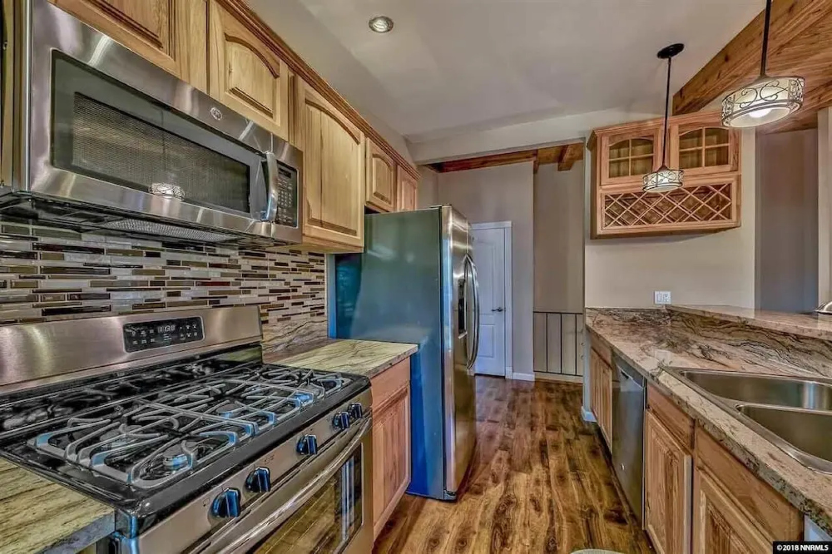 Mv55: Lake Village Remodel Condo With Pool & Hot tub