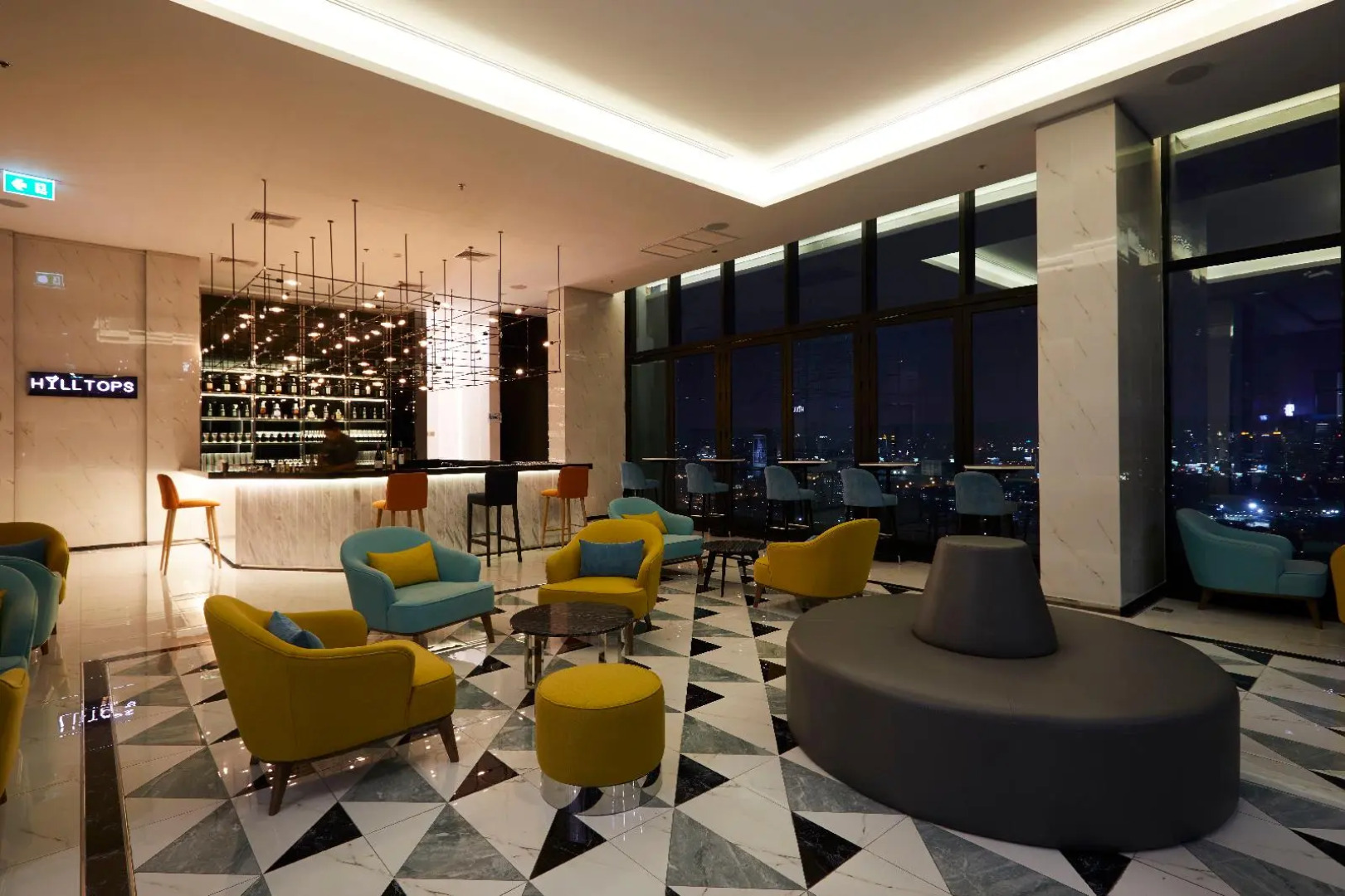 Отель The Quarter Ari by UHG