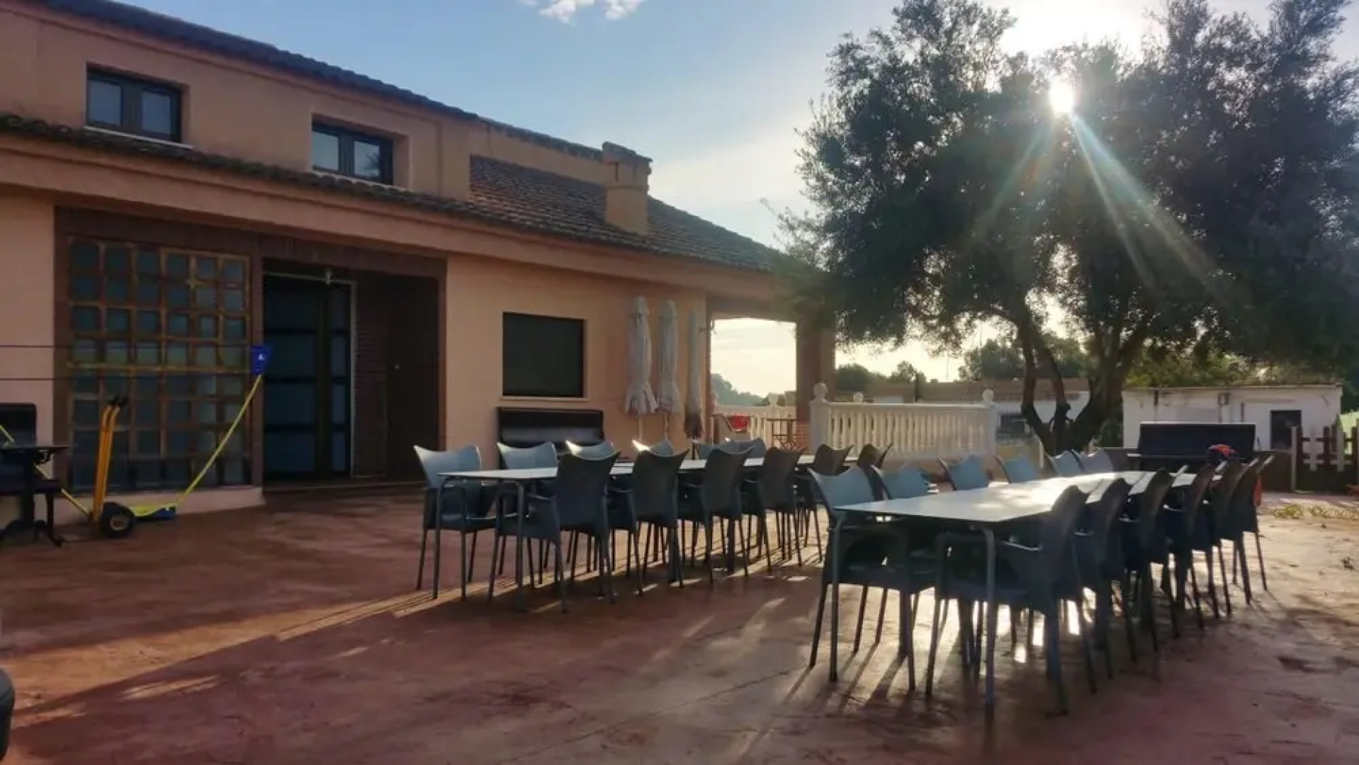 Villa With 6 Bedrooms in Godelleta, With Private Pool, Furnished Terrace and Wifi