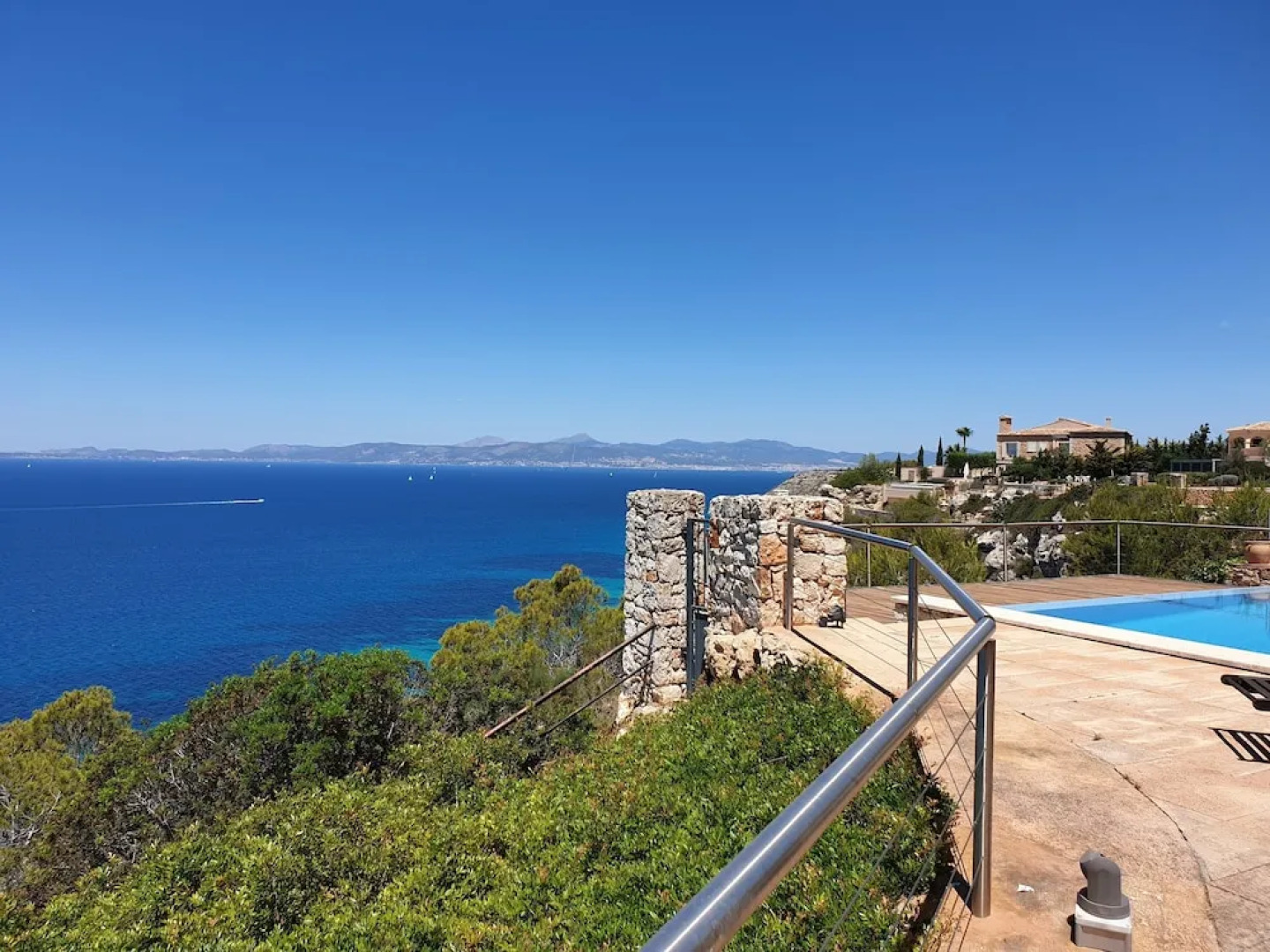 Luxury Villa Luna Suites frente al mar