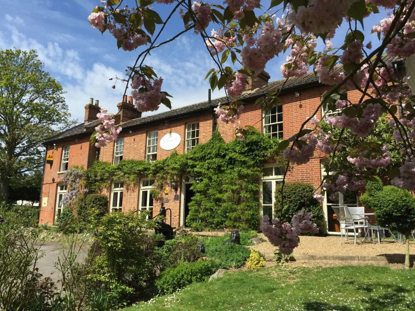 Scarborough Hill Country Inn