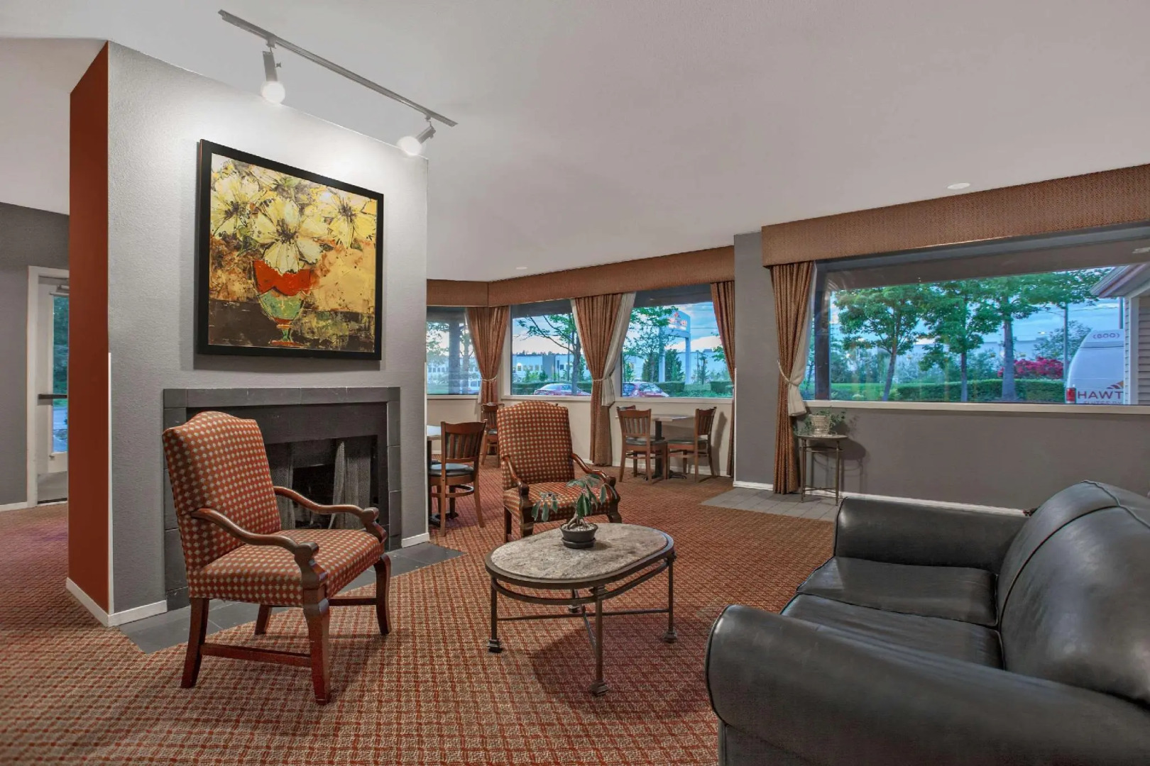 Hawthorn Suites by Wyndham Kent, WA