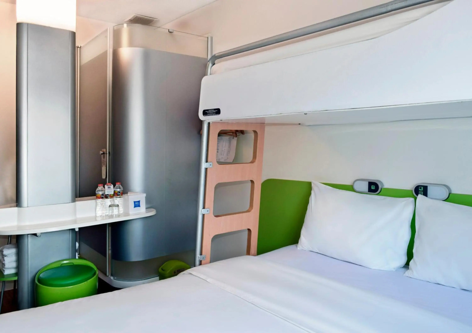 Ibis Budget Semarang Tendean