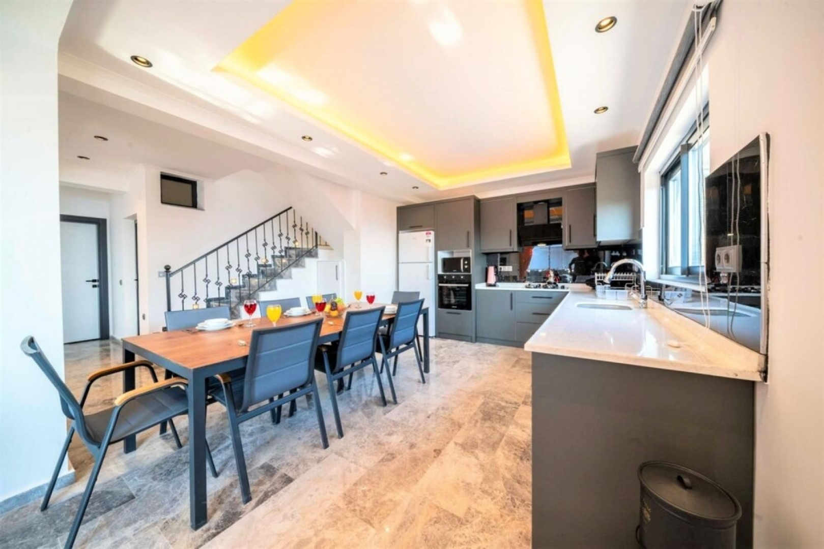 Gorgeous Villa With Private Pool and Sauna in Kas