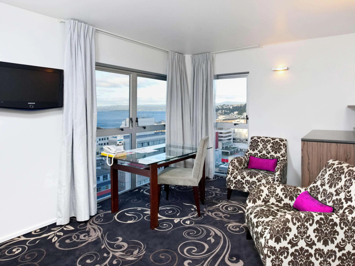Mercure Wellington Central City Hotel and Apartments