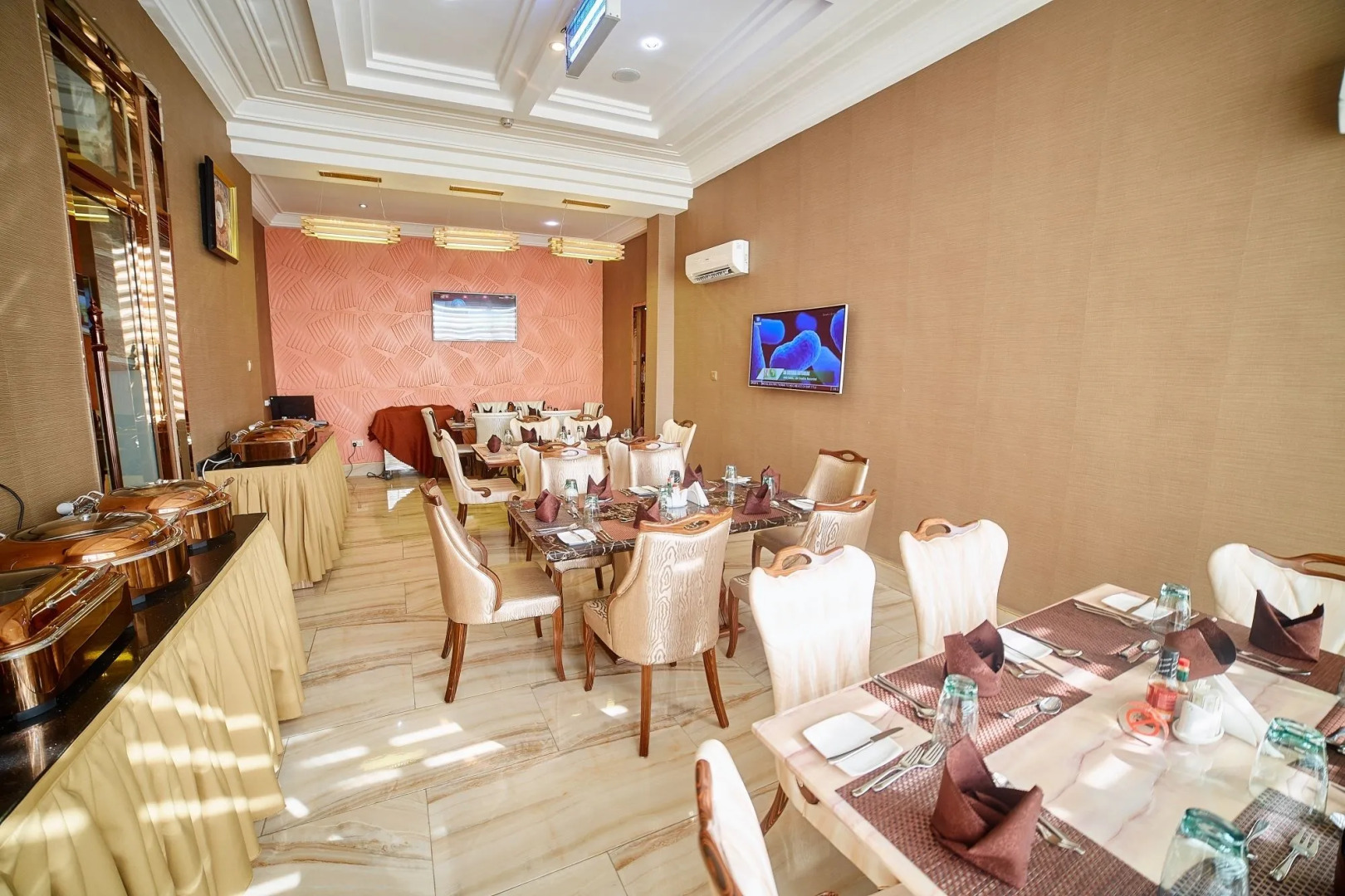 Corinthia Villa Hotel