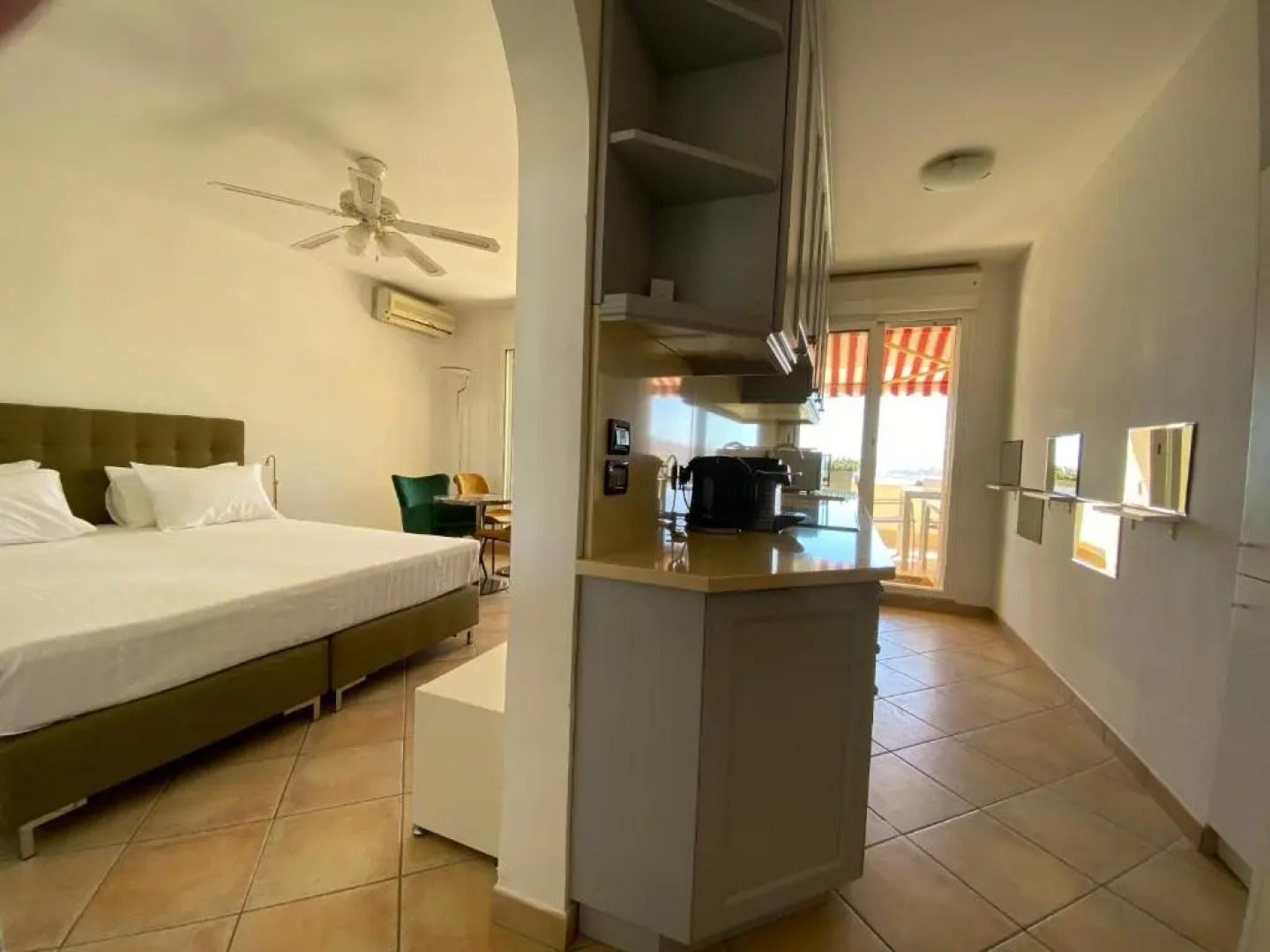 Mansfield vue carte Postale Terrasse Piscine calme port à 200m à pied