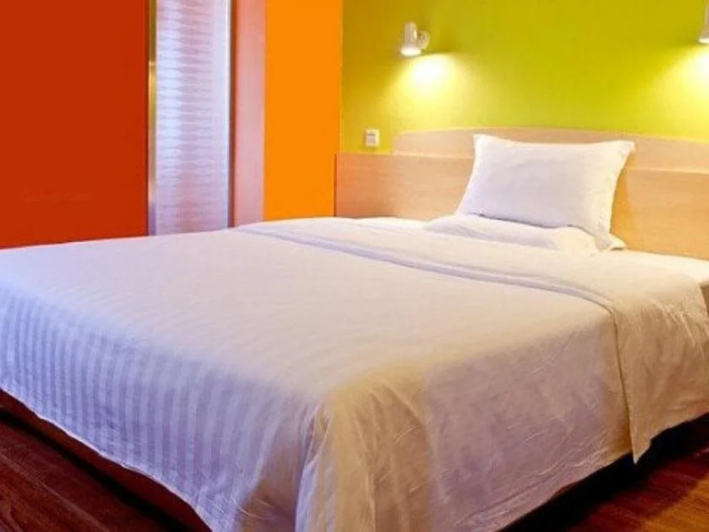 7Days Sunshine Zhoukou Qiyi Road City Hall