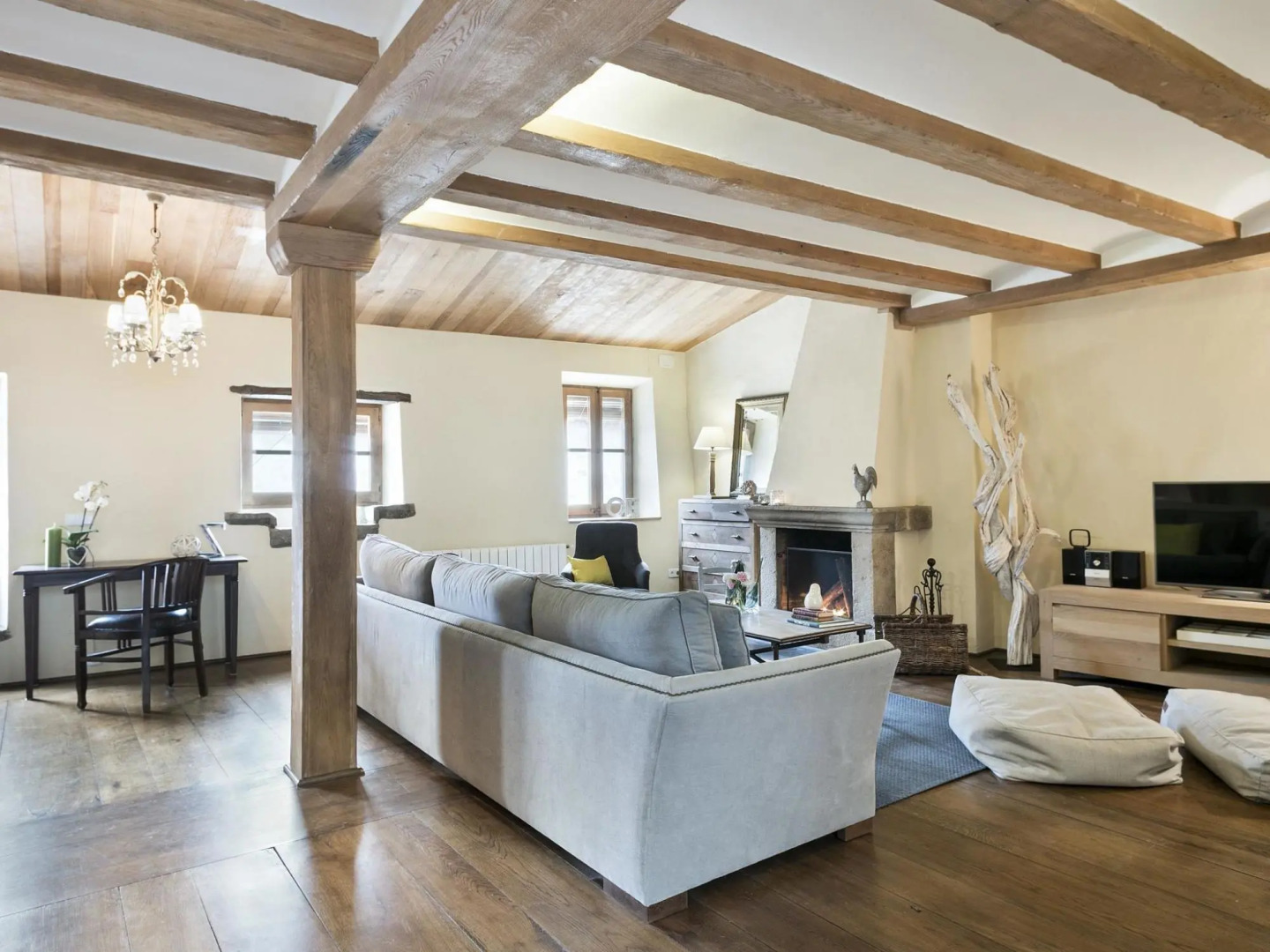 Luxurious Traditional Catalan House With Pool in Marenya, Costa Brava-empordà