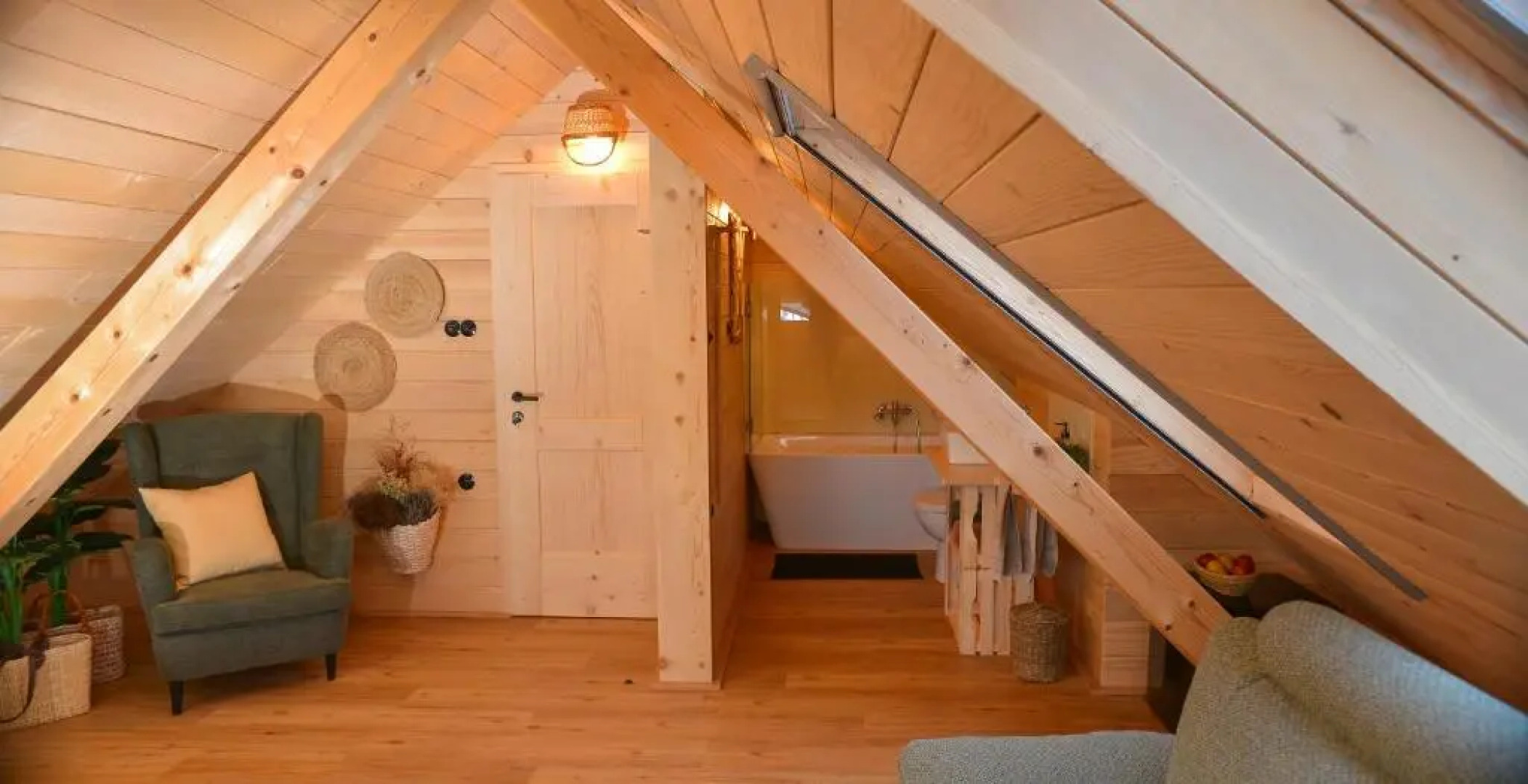 Cottage Happiness With Sauna and Natural Pool