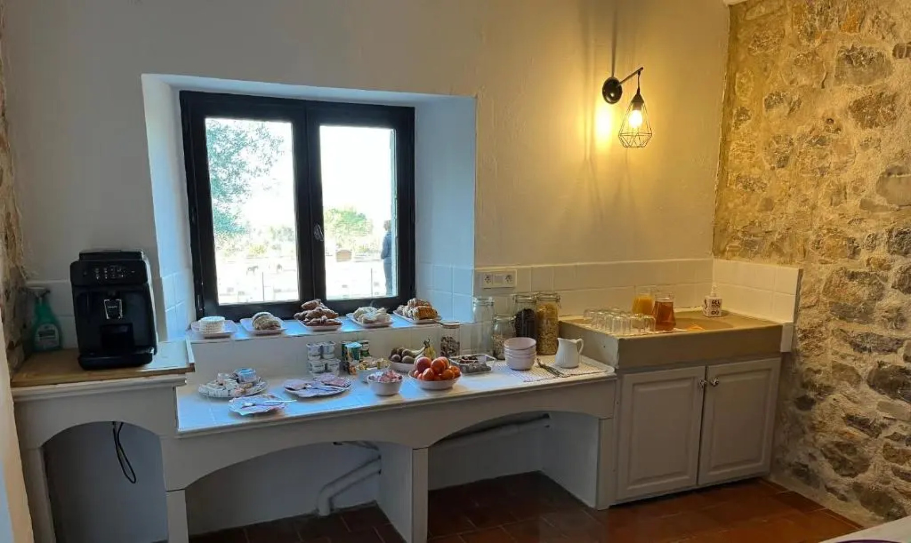 Fleur de Lys Fayence