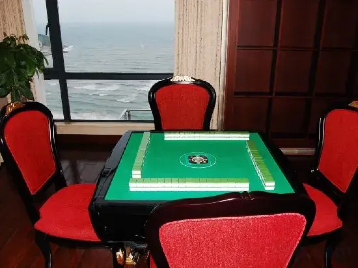 Yuejingwan Apartment (Yangjiang Minjie Gold Coast Branch)