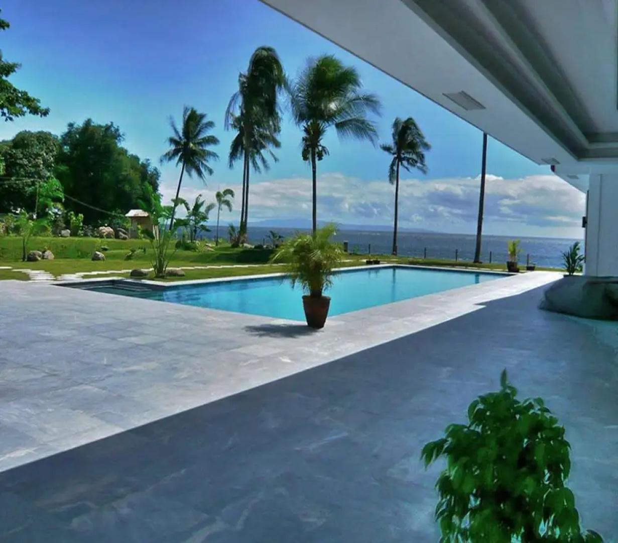Villa in Blue