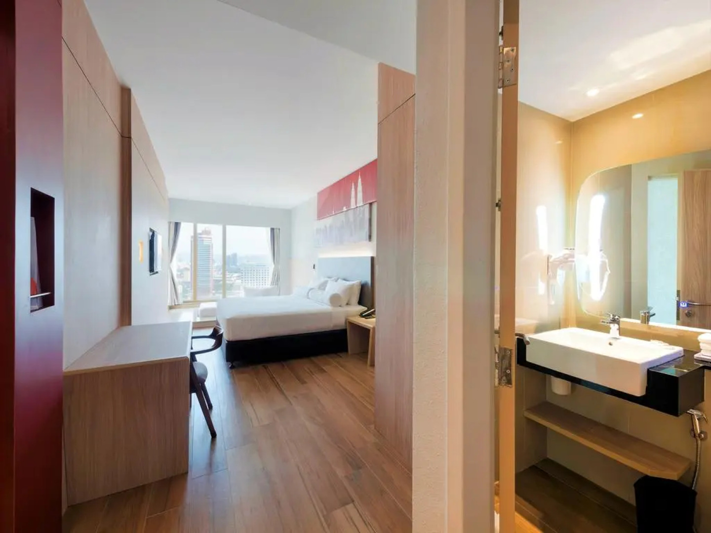 Ibis Kuala Lumpur City Centre Hotel