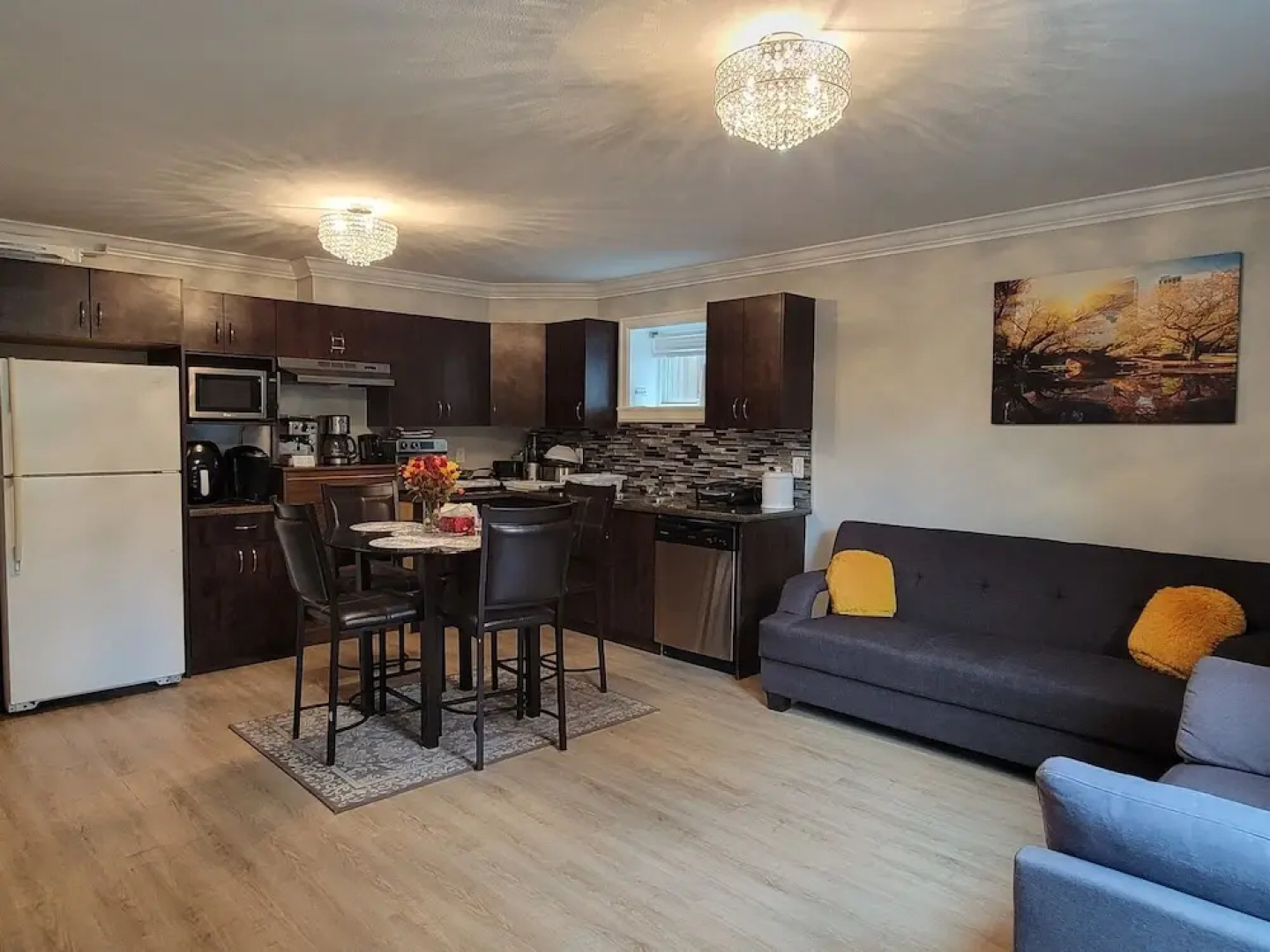 Oscar Inn & 2bd Suite up to 6 people private