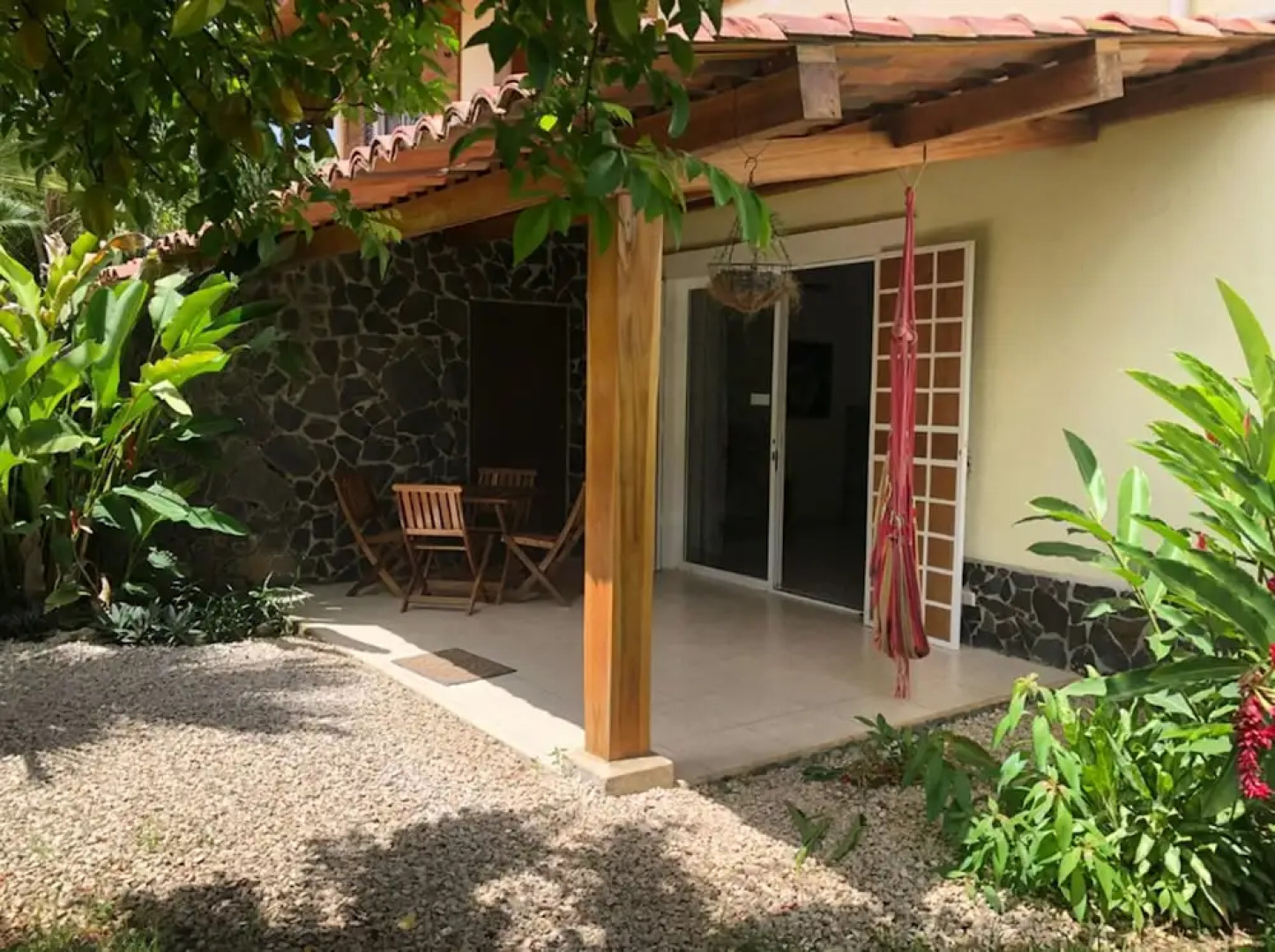 Costa Riki Apartments