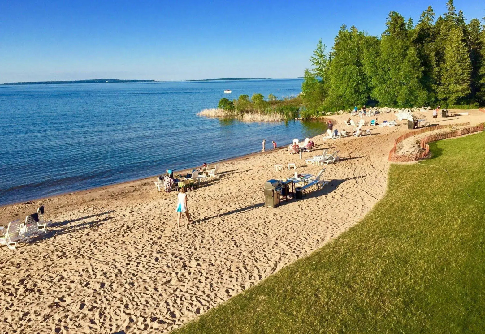 Clearwater Lakeshore Motel