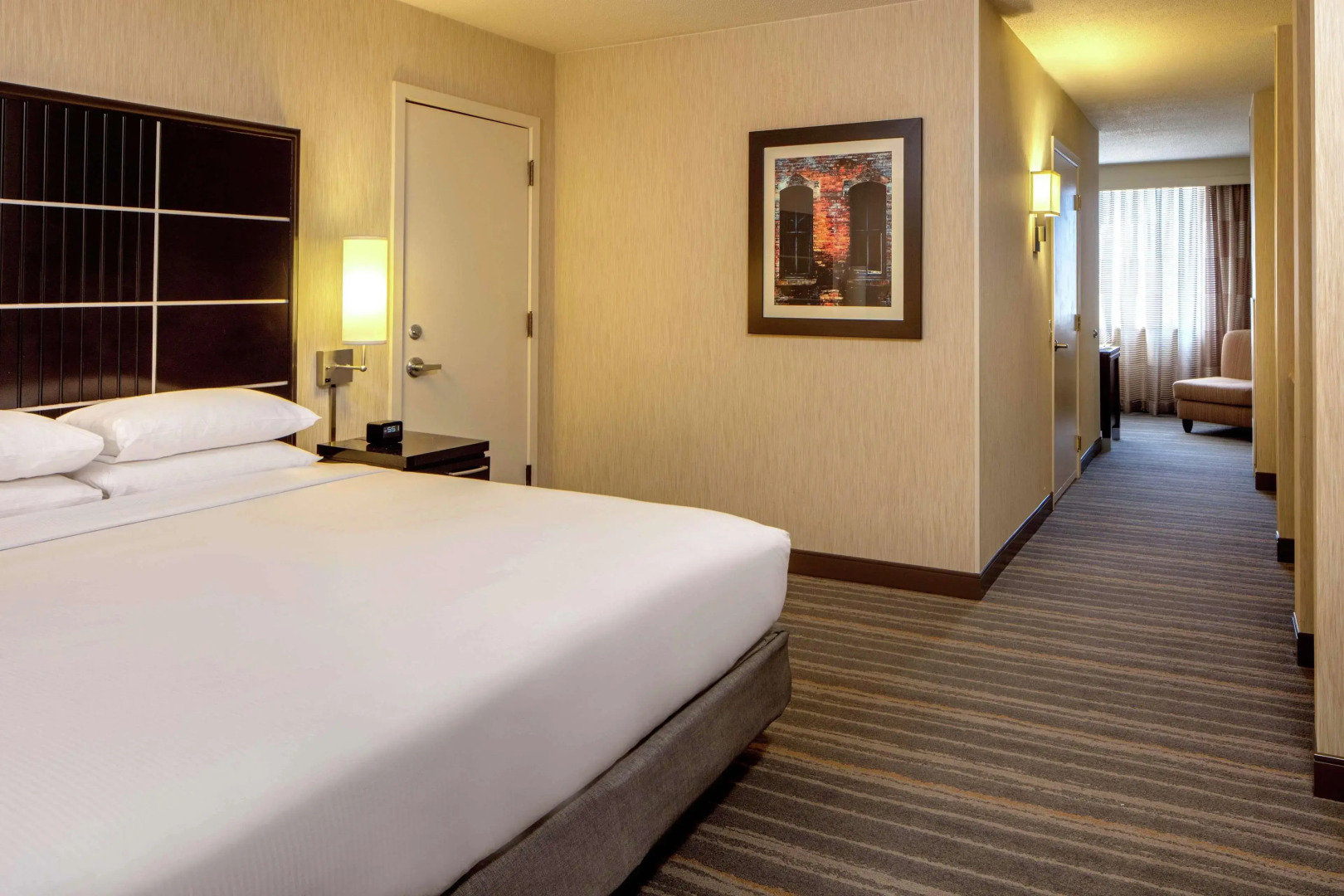 DoubleTree Suites by Hilton Hotel Minneapolis