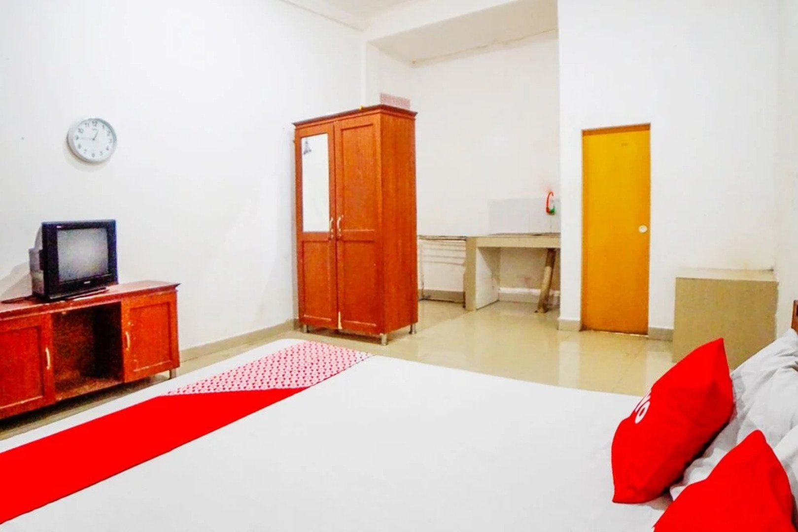 Sanina Residence by Oyo