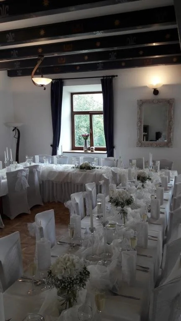 Zámecký Hotel U Rajských