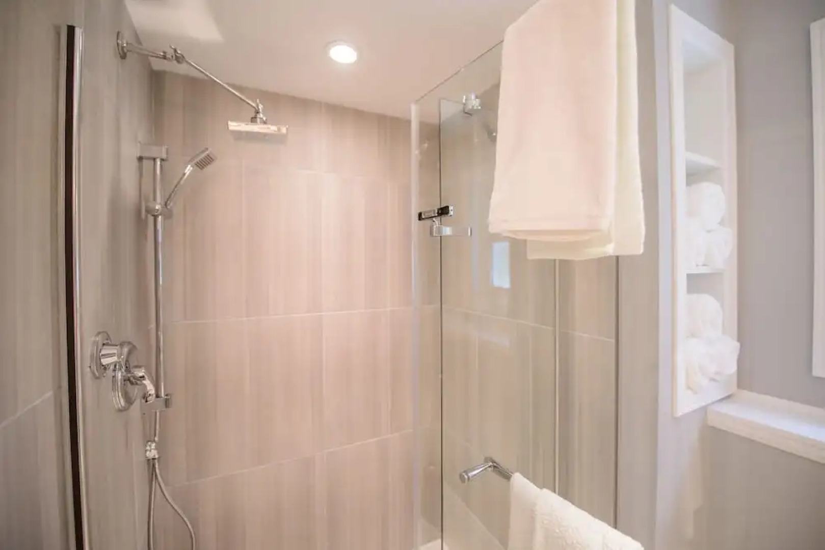 Niagara Stone Retreat