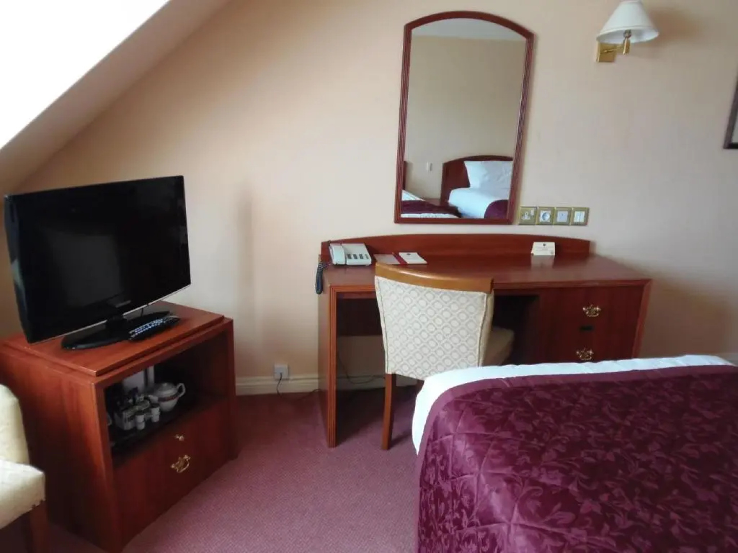 Potters International Hotel