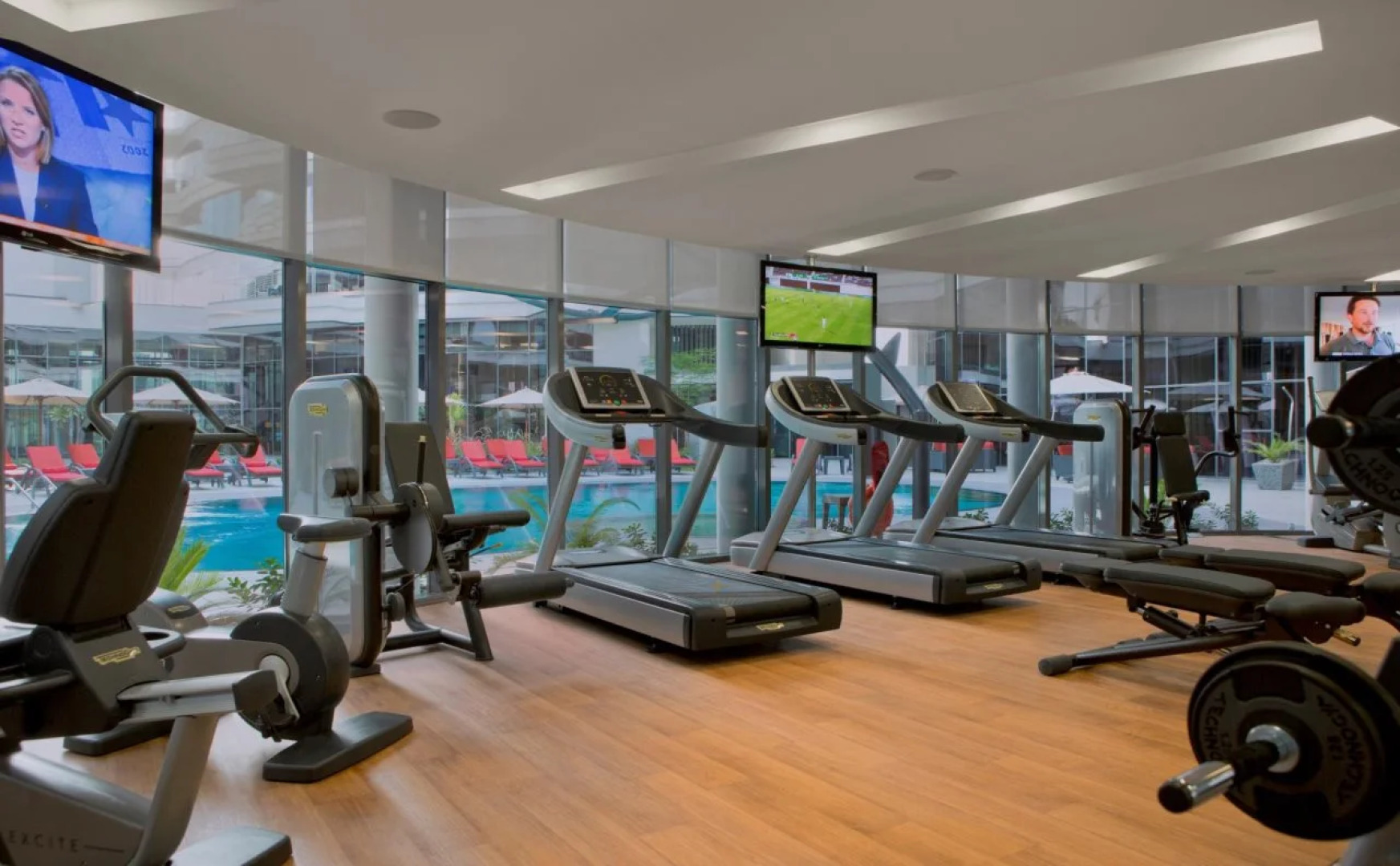 Majestic Arjaan by Rotana Hotel