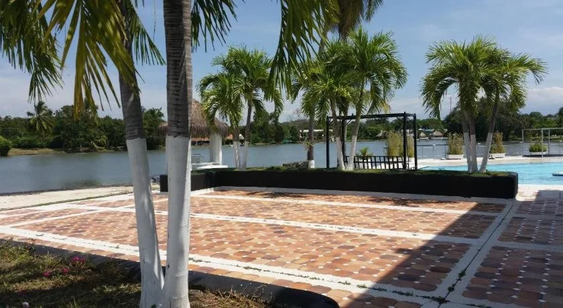 Monasterio Resort Giradot