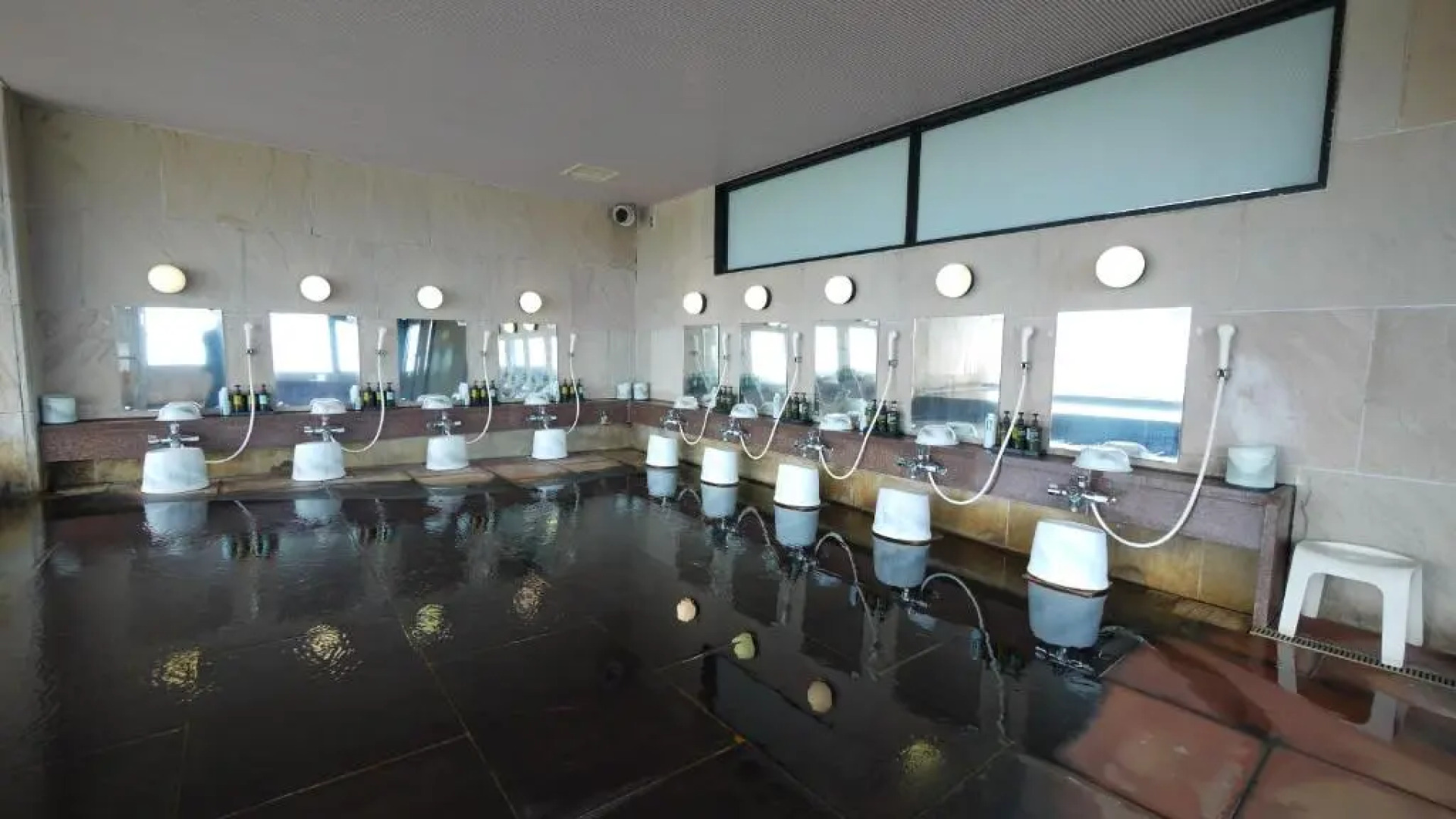 Route Inn Grantia Komatsu Airport