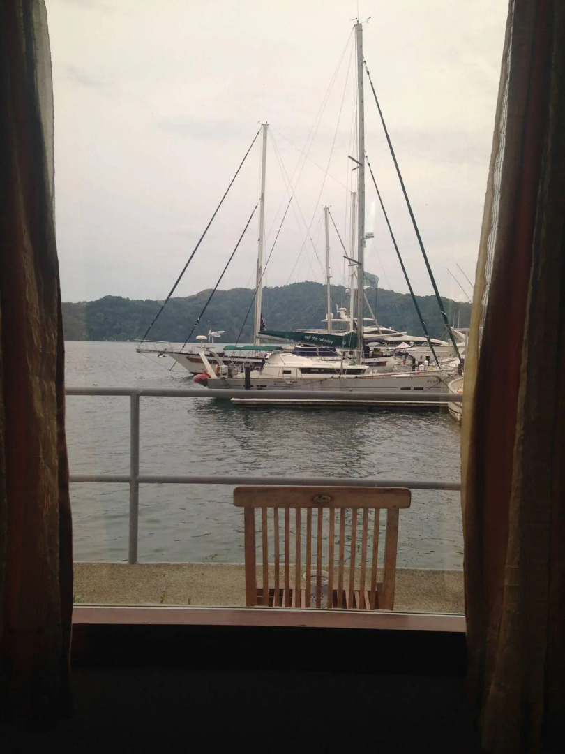 Fish Hook Marina & Lodge