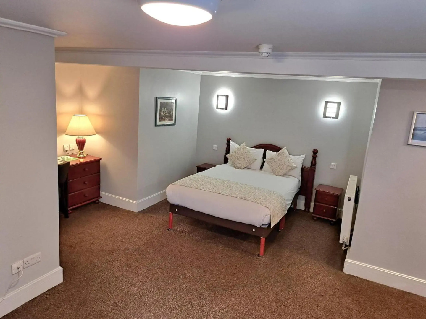 Prince of Wales Hotel