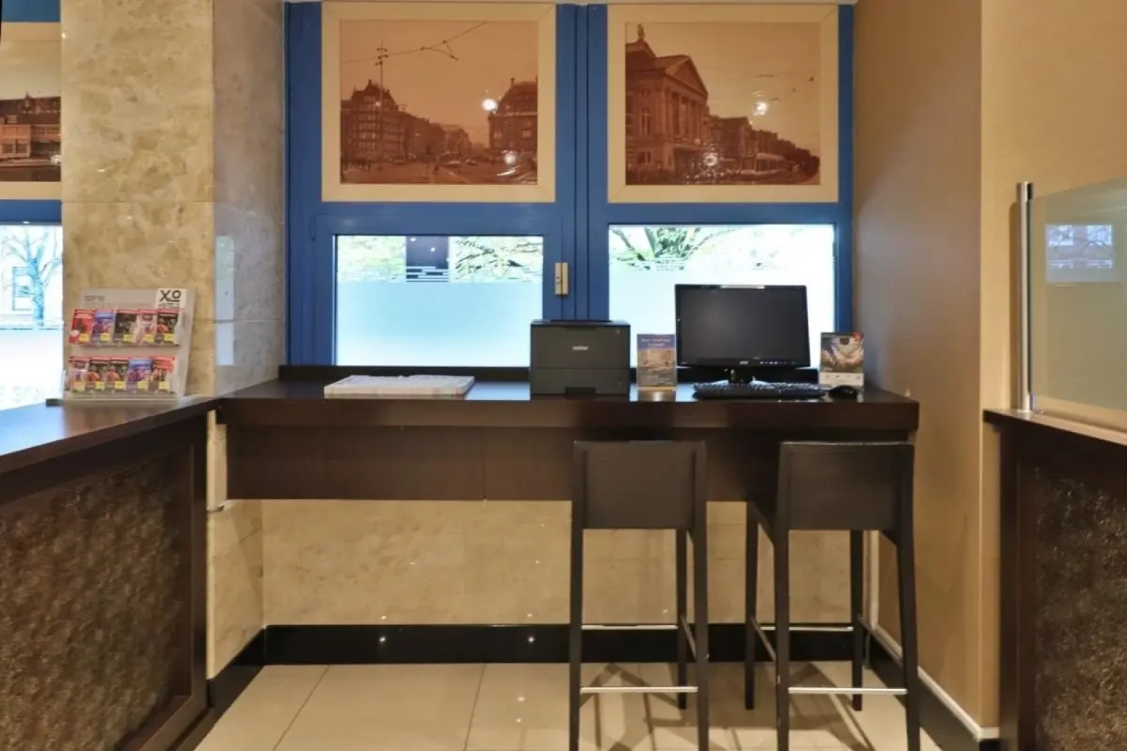 XO Hotels Blue Square