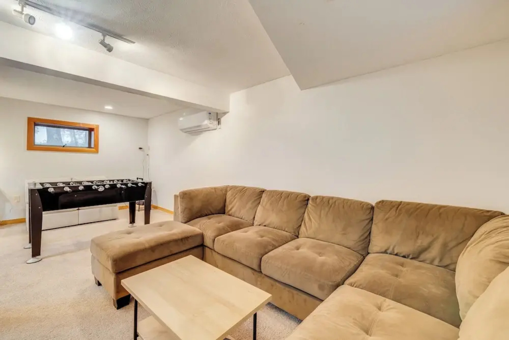 Game Room & Fire Pit: Wintergreen Resort Home!