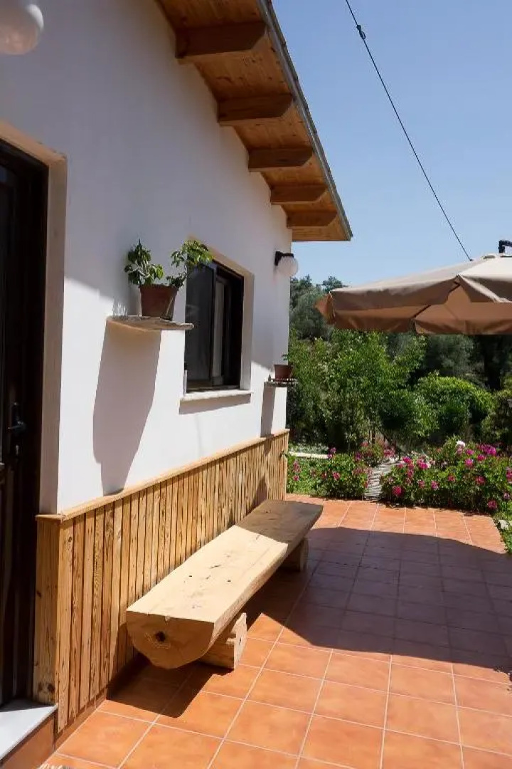 Guesthouse Dramoundana