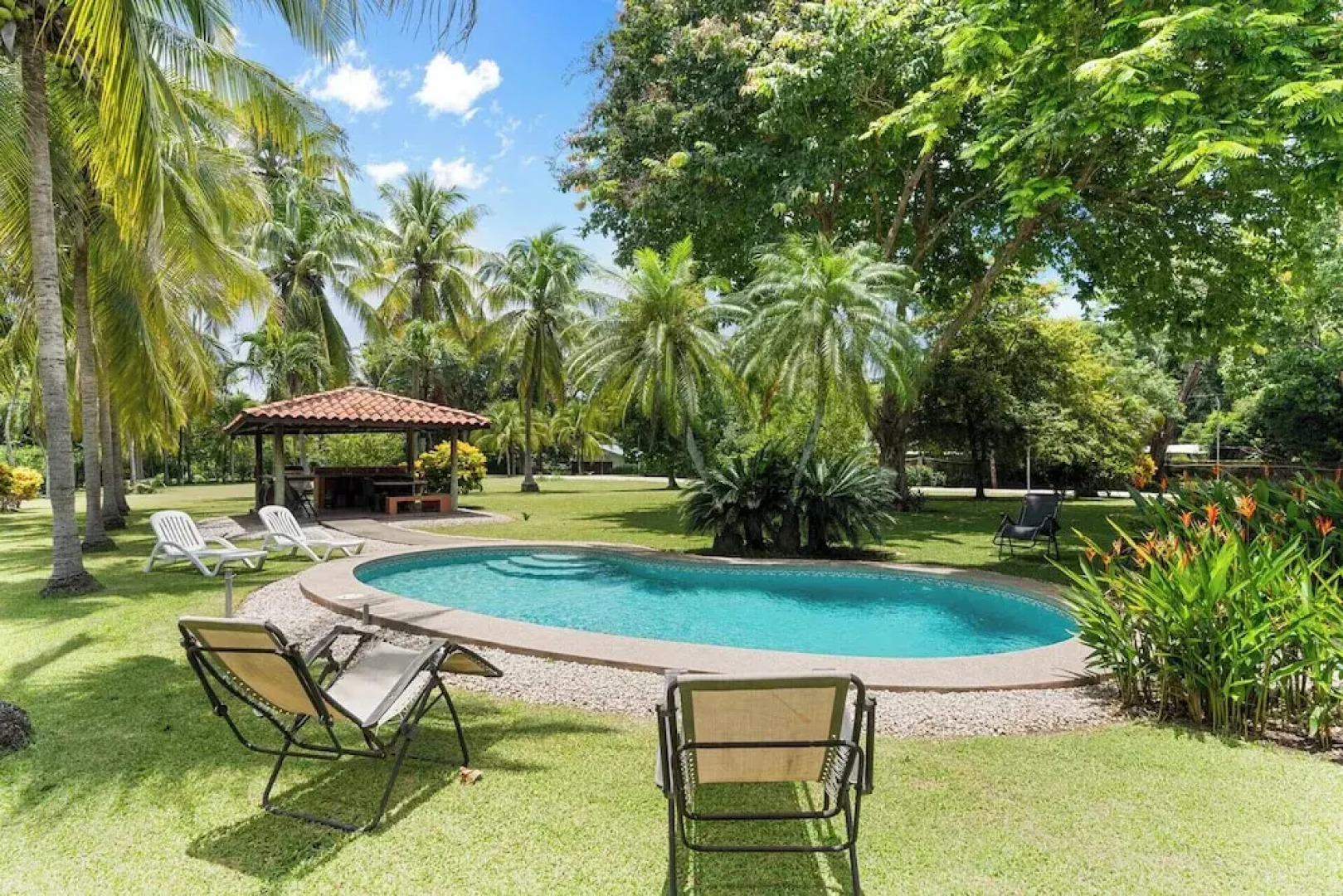 3-BD Home with Pool, Walk to Beach