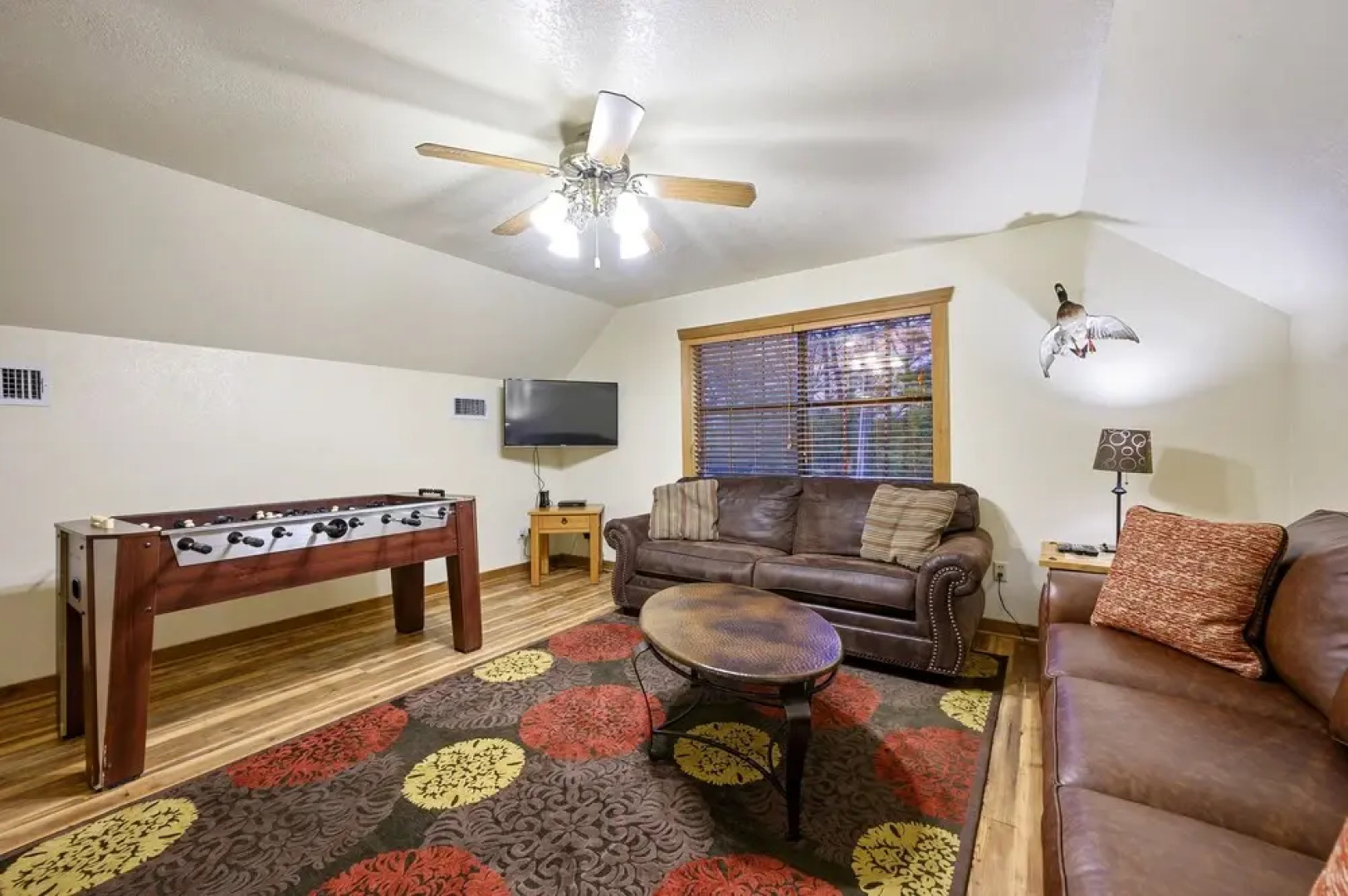 Lacey Dogwood Family Cabin With Free Wifi and Private BBQ by Redawning