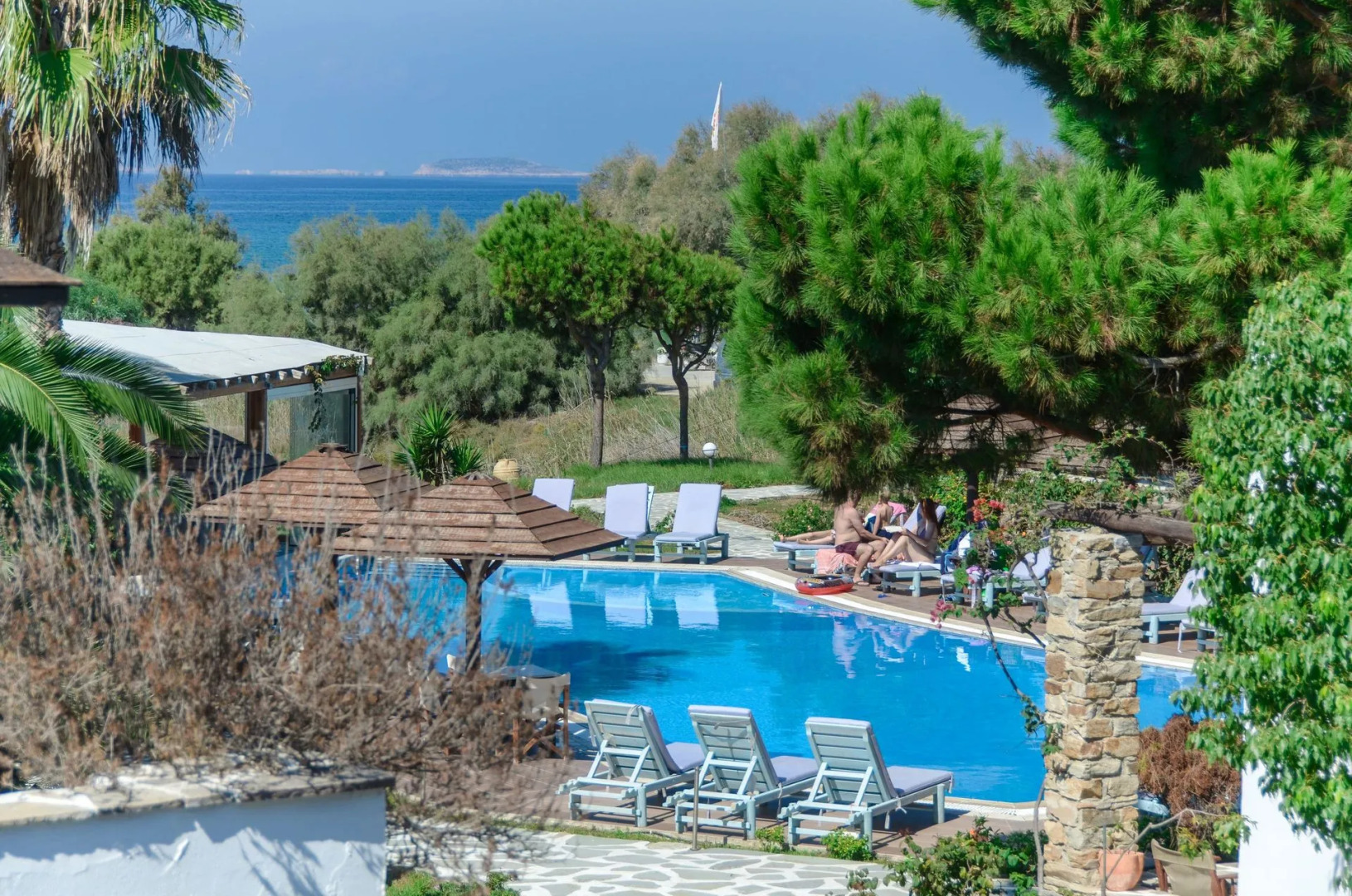 Alkyoni Beach Hotel