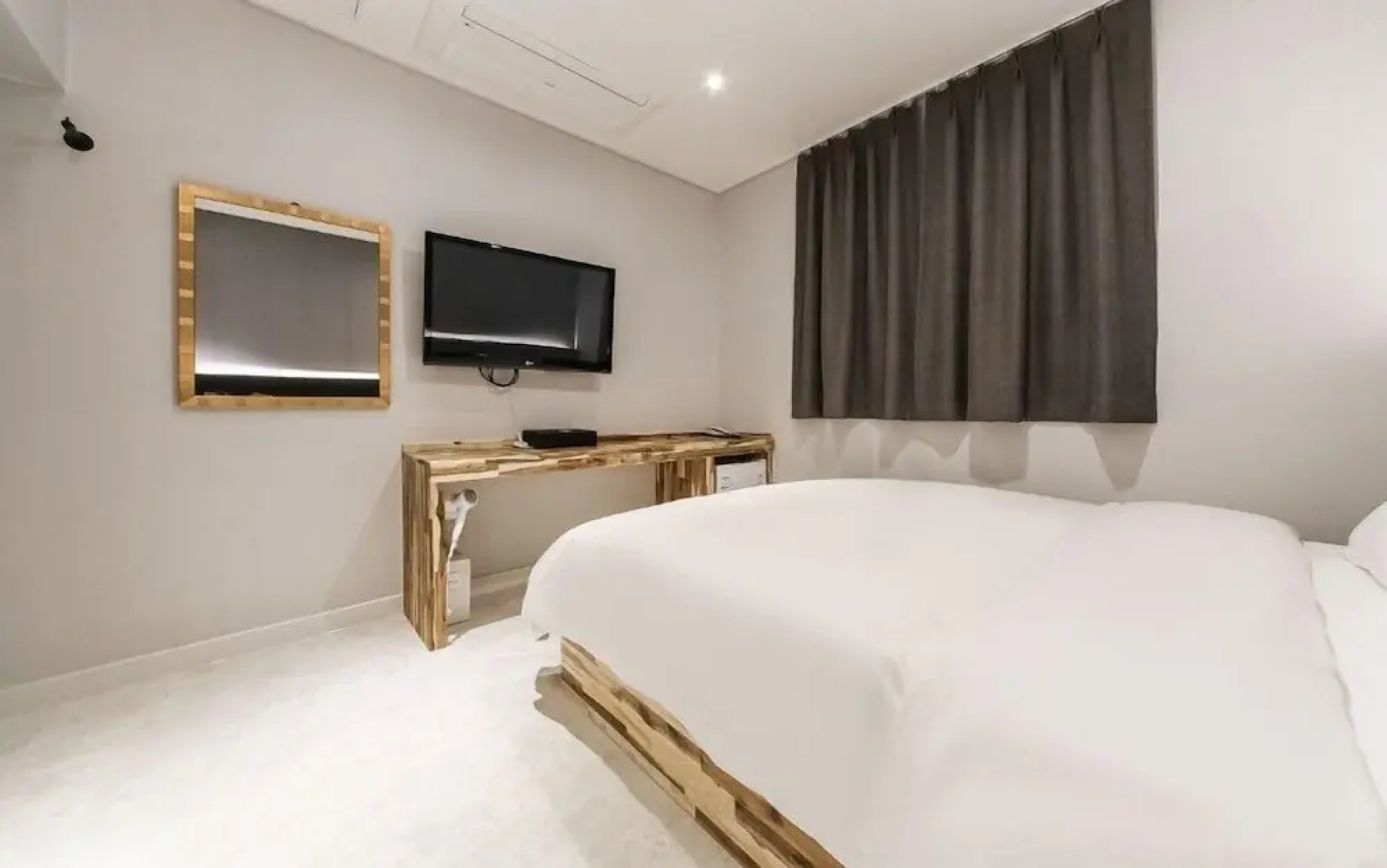 Vallas Hotel & Guest house