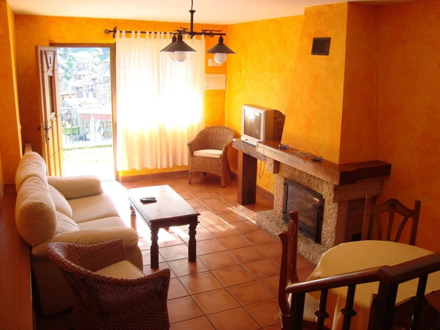 Apartamentos La Montaña