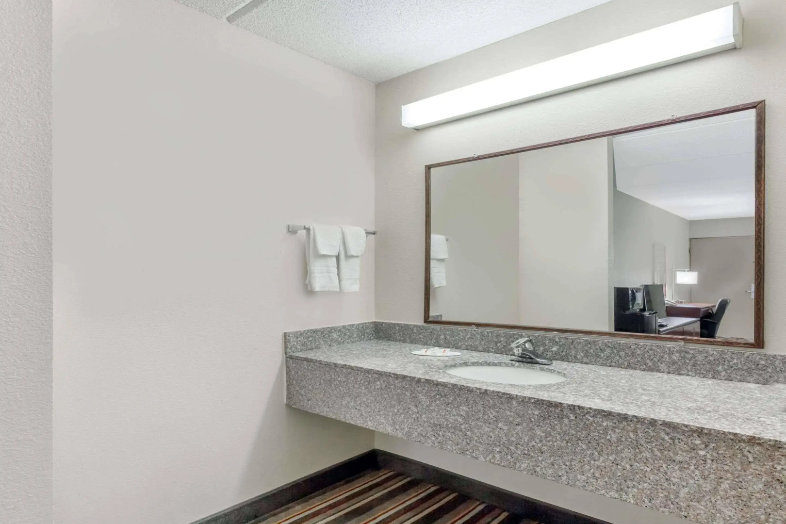 Clarion Pointe Kimball By Choice Hotels