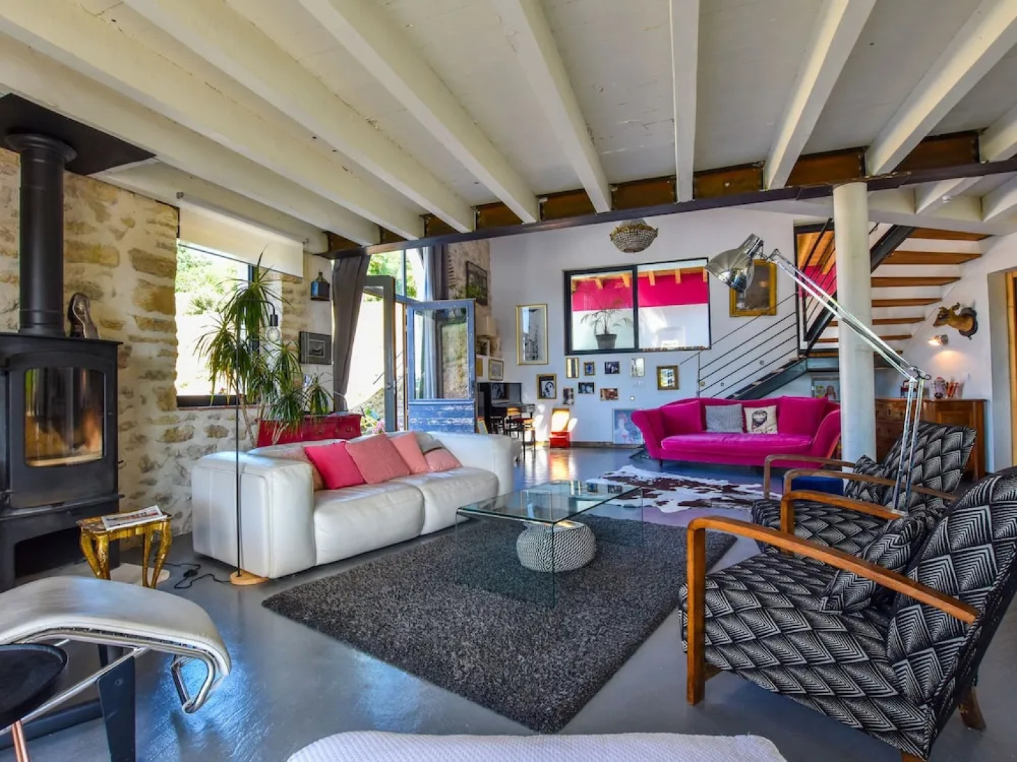 Splendid Holiday Home in Espère France With Private Pool