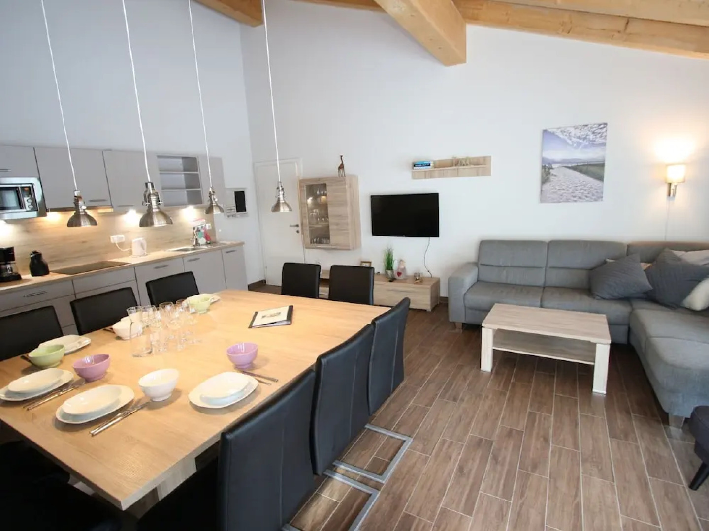 Modern Apartment In Salzburg With Balcony