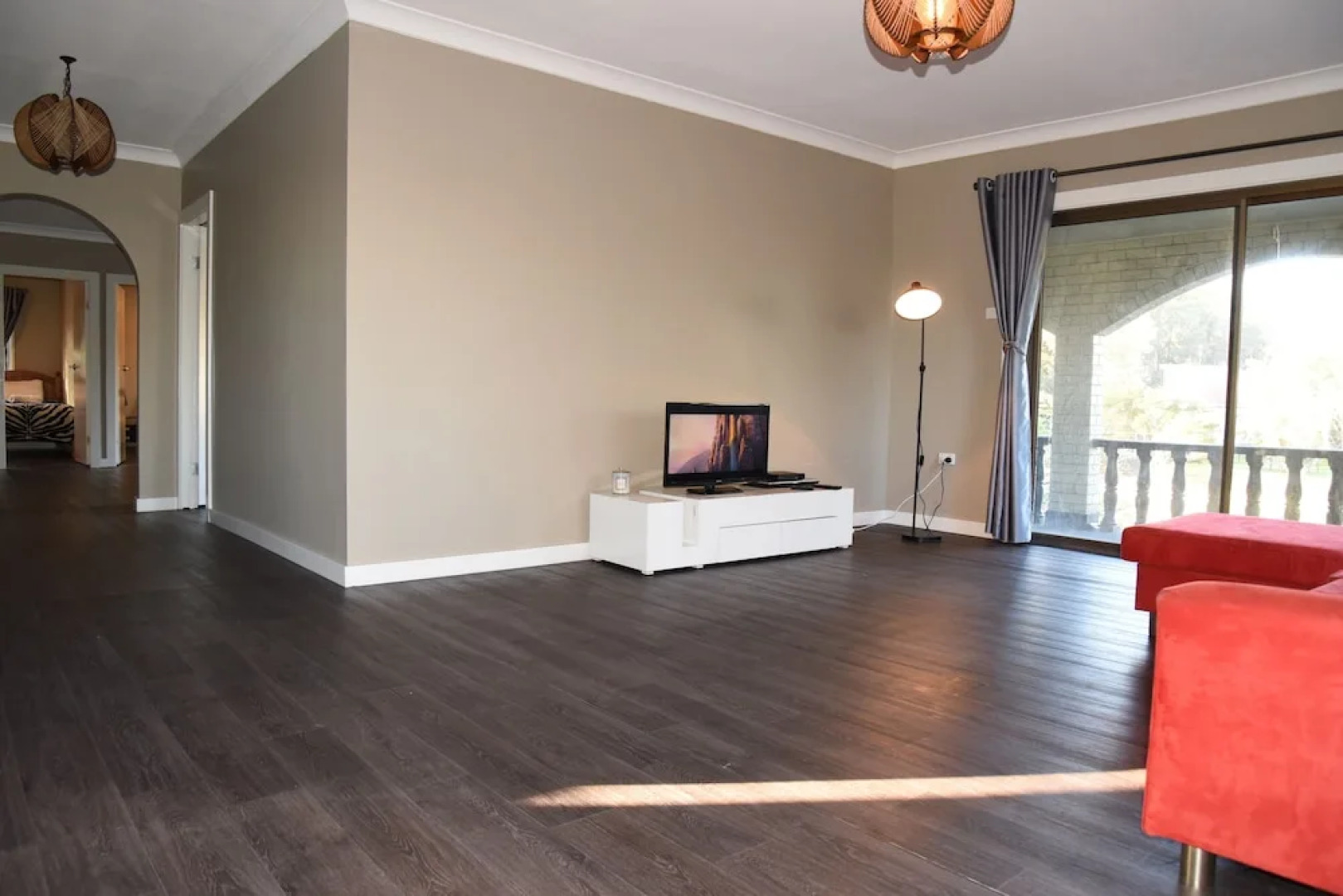 Warrawong holiday big home