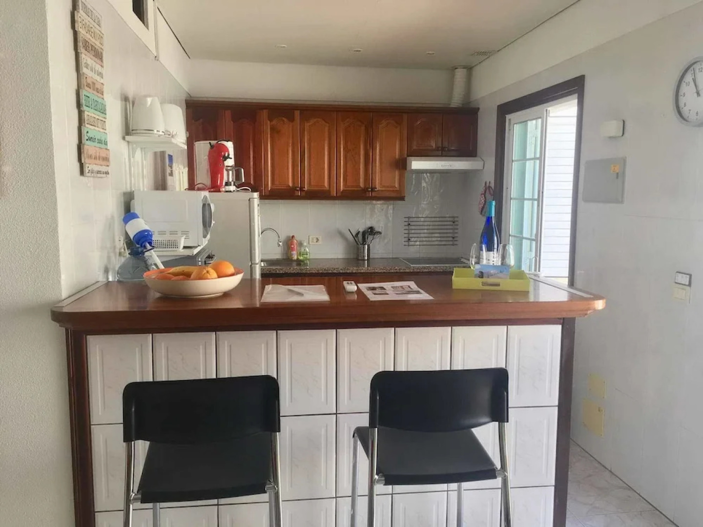 La Casa del Sol, Abades