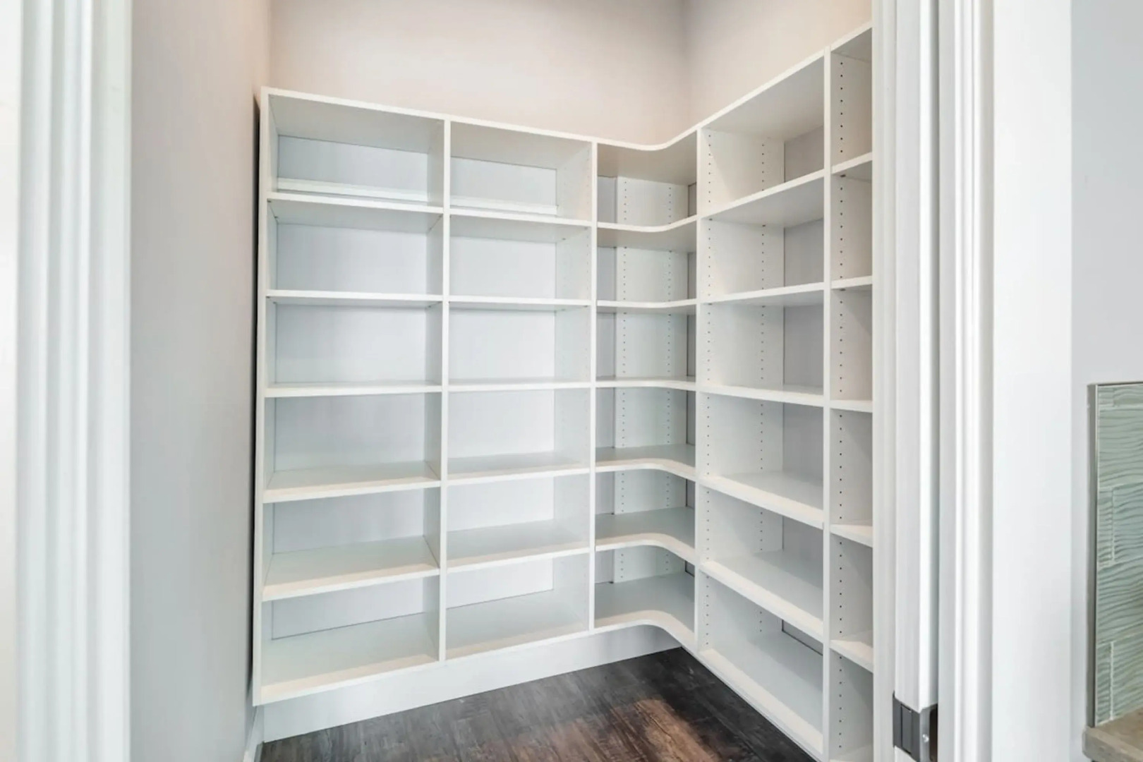 Aquaria House by Brightwild Pool Boat Dock